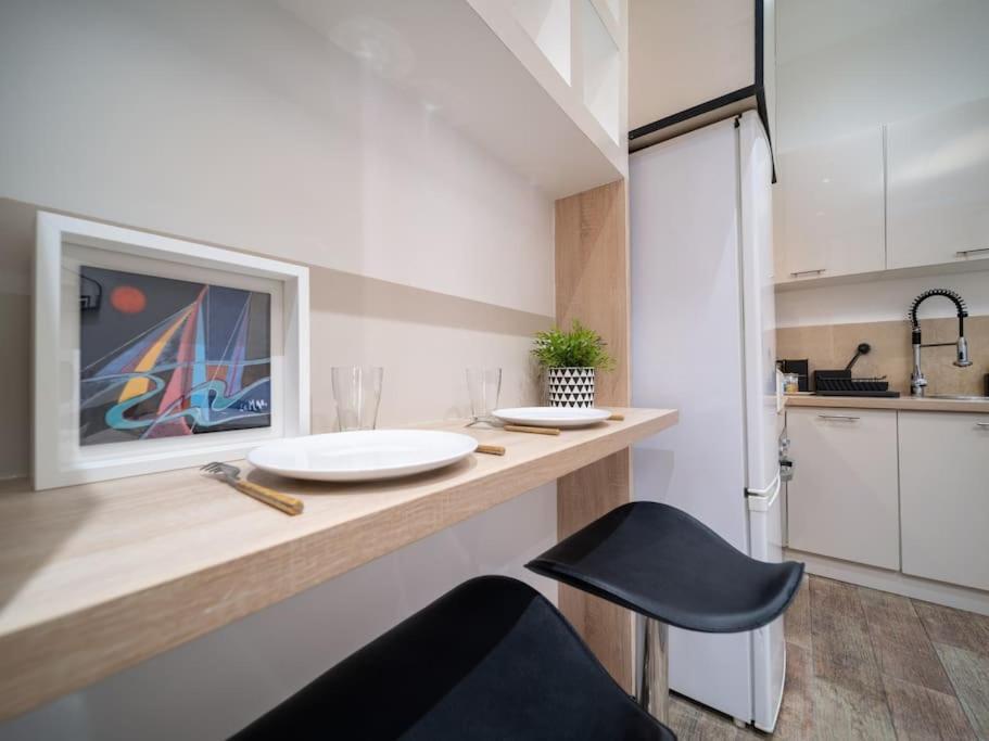 Appartement Tout Equipe 2 A 4 Couchages Au Coeur Du Vieux Port Marselha Exterior foto